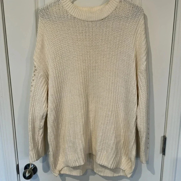 American Eagle 🦅 Oversized Sweater NWOT size medium - Picture 1 of 4